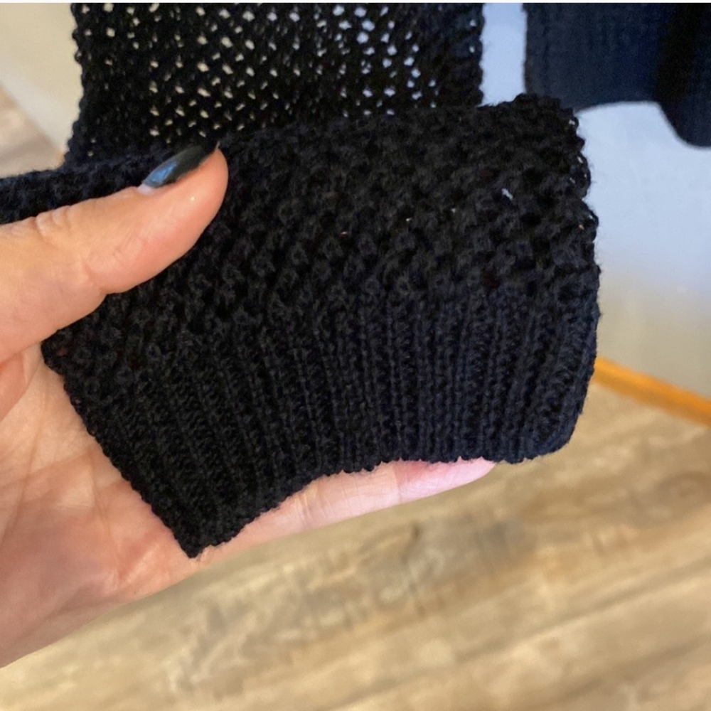 NWT BCBG Black Textured Knit Top - XL - Picture 5 of 5